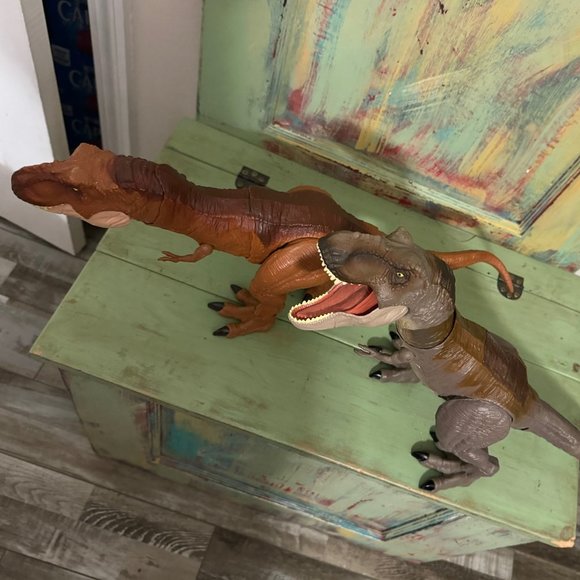 Jurassic World T-Rex Toys - Picture 2 of 5